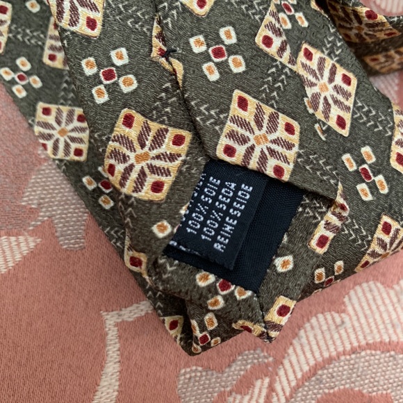 Italian Made Tie - Picture 2 of 4